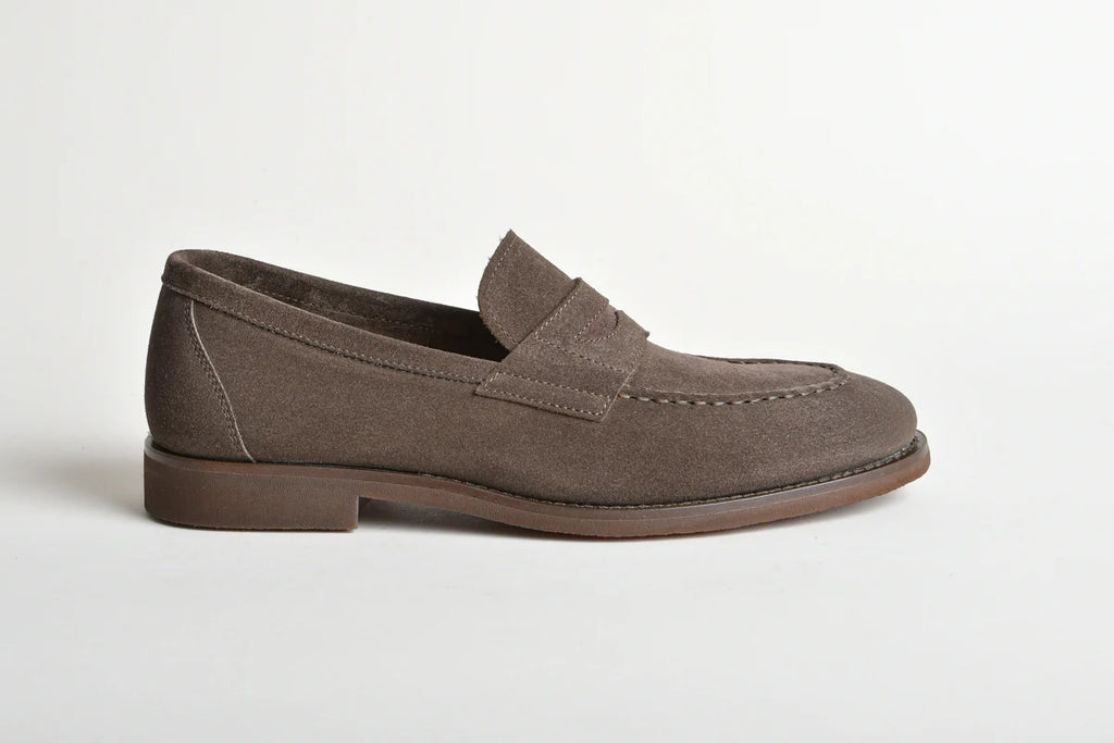 SUEDE LOAFER
